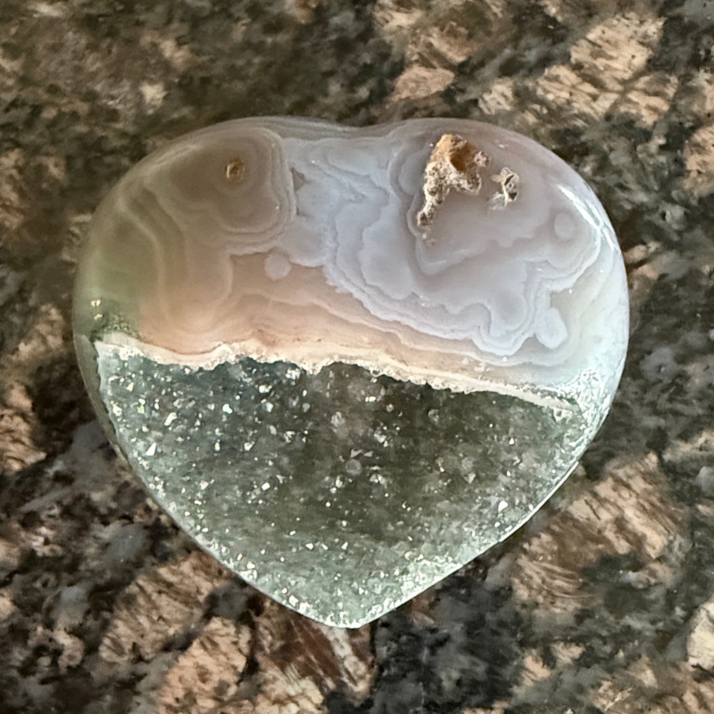 Agate crystal druzy heart - Picture 6 of 6